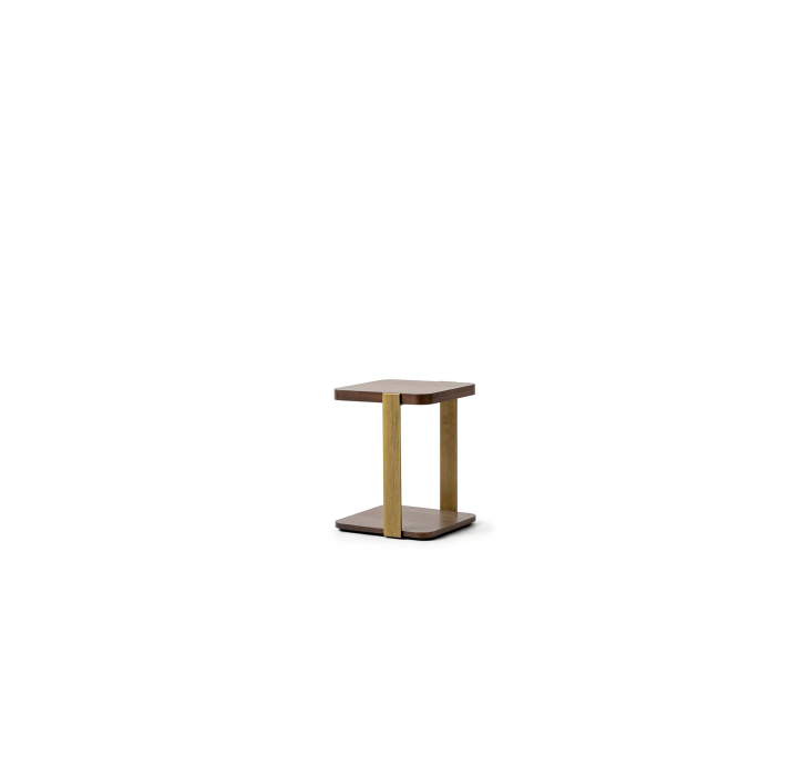 Стол журнальный HANNA SIDE TABLE BRASS AMERICAN WALNUT  40X40X50 СМ. (NRM05819)