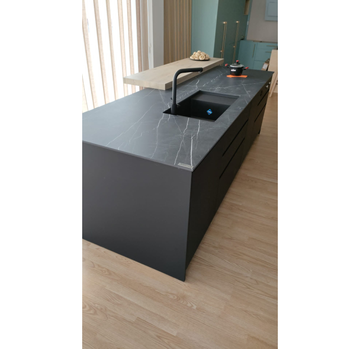 Керамогранит MARQUINA BLACK 324x162x12 поверхность: Матовая (NCR10106)